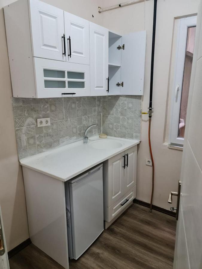 Taksim 52 Aparthotel Istanbul Bagian luar foto